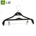 Hot saling rubber black set wooden hangers of forever 21